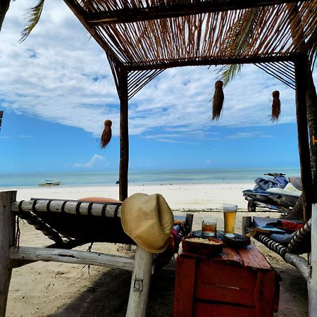 Ayla Beach House Кивенгва Экстерьер фото