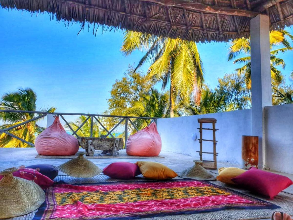 Ayla Beach House Кивенгва Экстерьер фото